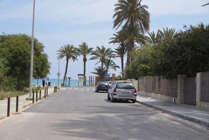 Casa con terreno en venta en Orihuela Costa, Dehesa del Campoamor photo 0