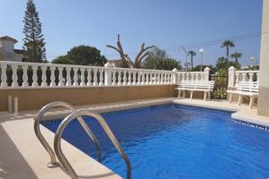 Apartamento en venta en Orihuela Costa photo 0