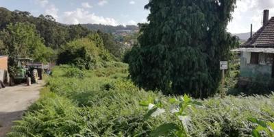 Casa con terreno en venta en Vigo photo 0