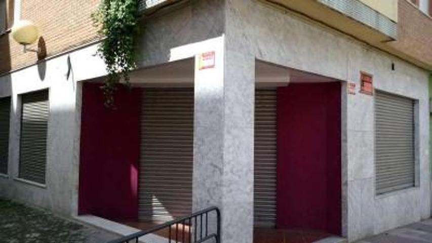 Local comercial en venta en Bailén, Las cigüeñas photo 0