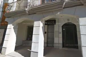 Local comercial en venta en Bailén, Centro photo 0