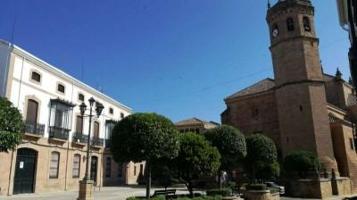 Duplex en venta en Baños de la Encina, Plaza de la Constitución. photo 0