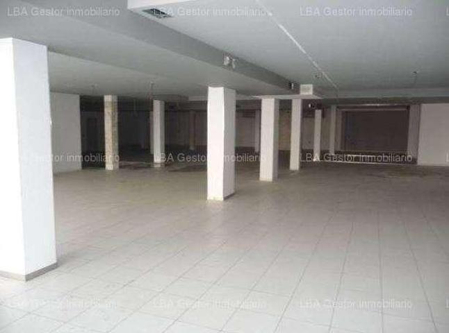 Local comercial en venta en Bailén, Bailén photo 0