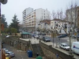 Piso en venta en Plasencia, AVD JUAN CARLOS I photo 0