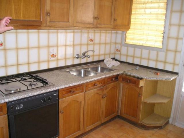 Piso en venta en Medina de las Torres, Medina de lasTorres photo 0