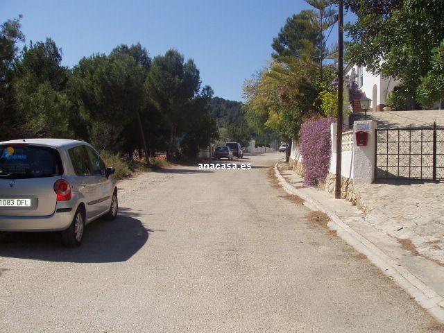 Terreno en venta en Oliva, Montaña photo 0