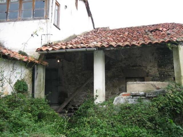 Chalet en venta en Candamo photo 0