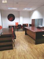 Local comercial en venta en Elche, Plaza Crevillente photo 0
