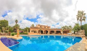 Chalet en venta en Benissa photo 0