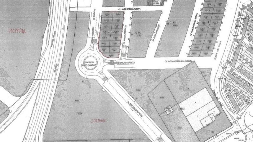 Terreno en venta en Lucena, Avenida de Luis Alberto de Cuenca, 14900 photo 0