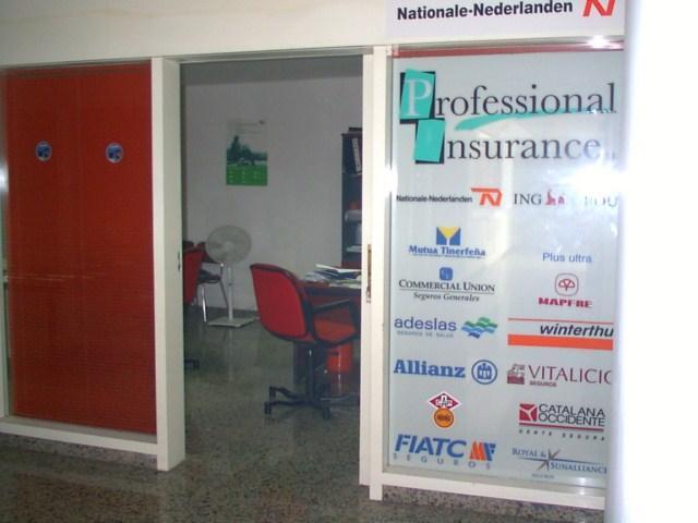 Local comercial en venta en Puerto de la Cruz, Plaza del Charco, 38400 photo 0