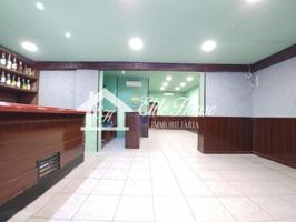 Local comercial en venta en L'Hospitalet de Llobregat photo 0