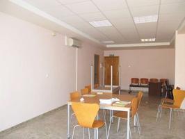 Local comercial en venta en Valdepeñas, Plaza España photo 0