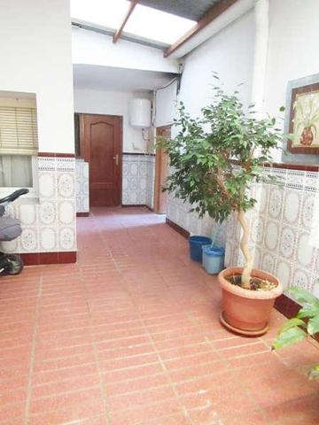Casas de pueblo en venta en Valdepeñas, Nucleo Urbano photo 0