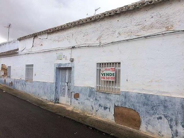 Casas de pueblo en venta en Valdepeñas, Fátima photo 0