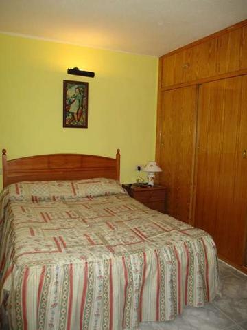 Apartamento en venta en Valdepeñas, Hospital photo 0