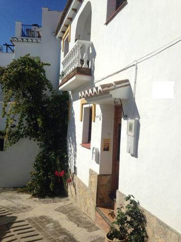 Adosada en venta en Cómpeta photo 0