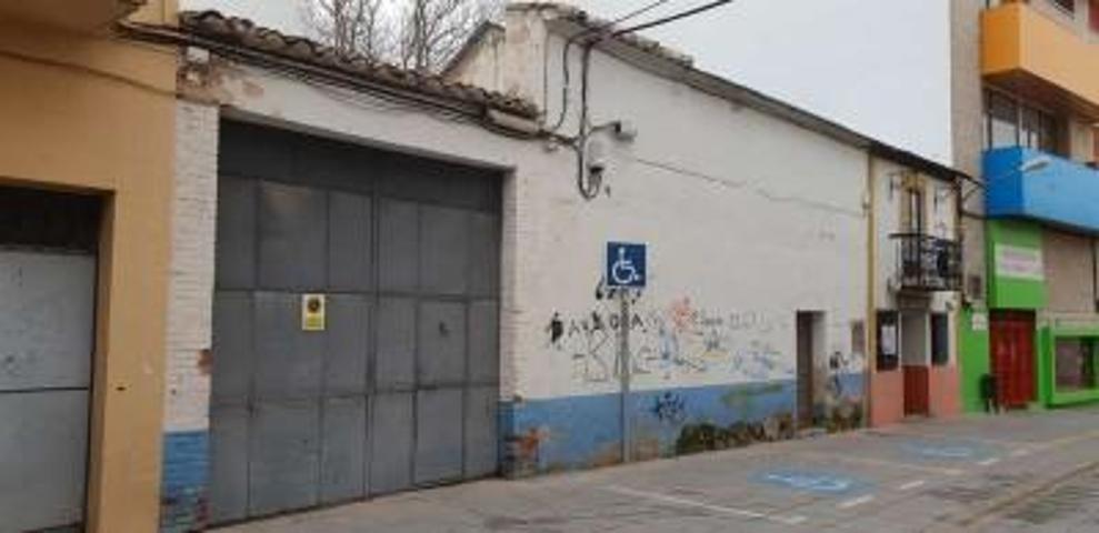 Terreno en venta en Valdepeñas, Centro photo 0