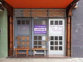 Local comercial en venta en Colindres photo 0
