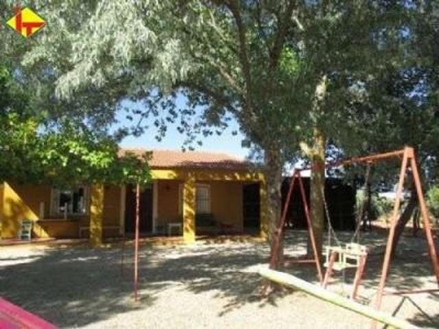 Chalet en venta en Valdepeñas, Zona Rústica photo 0