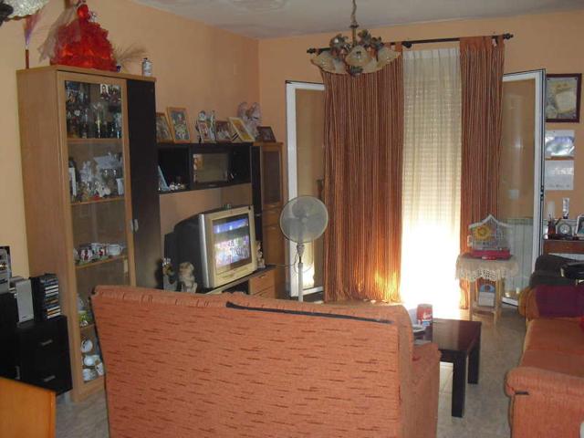 Apartamento en venta en Valdepeñas, Extrarradio photo 0