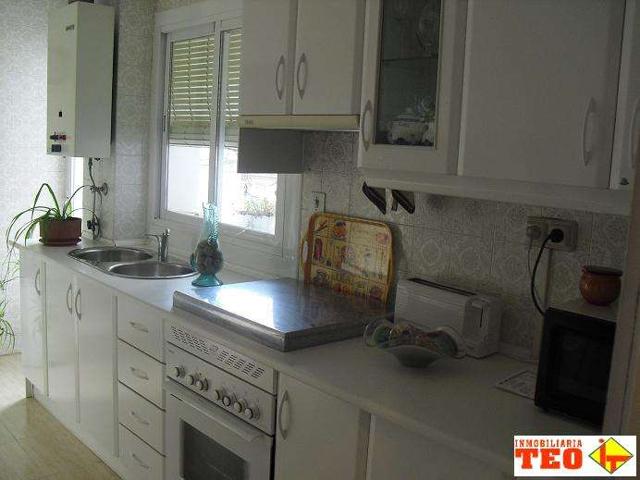 Apartamento en venta en Valdepeñas, Centro photo 0