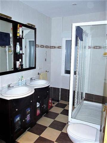 Apartamento en venta en Valdepeñas, Nucleo Urbano photo 0