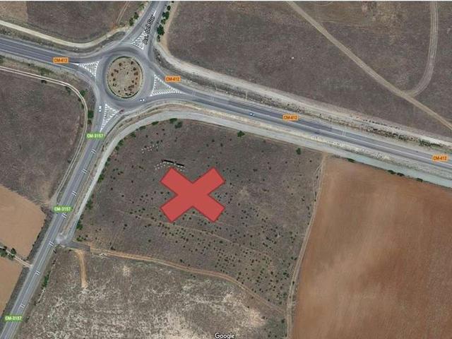 Terreno en venta en Valdepeñas, Avenida Del Sur photo 0