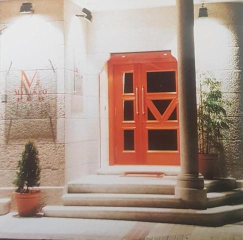 Local comercial en venta en Nigrán photo 0