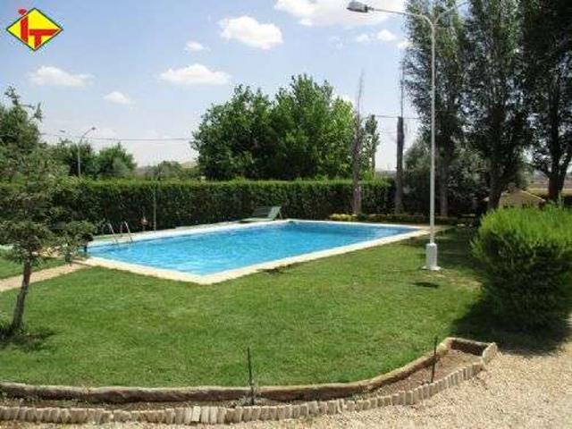 Chalet en venta en Valdepeñas, Cerro de Las Cabezas photo 0