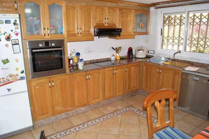 Bungalow en venta en Valencia, Pobles del Sud photo 0