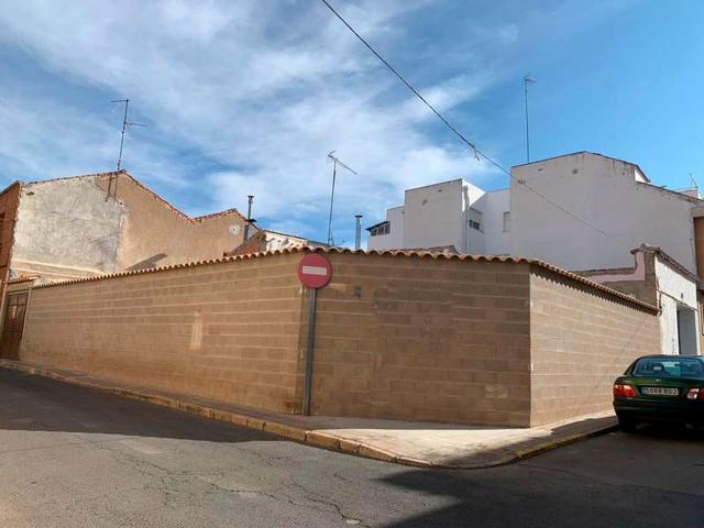 Terreno en venta en Valdepeñas, Calle Unión photo 0