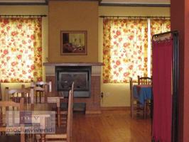 Local comercial en venta en Matallana de Torío photo 0