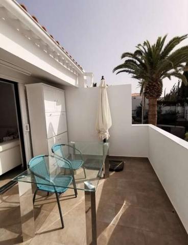 Apartamento en venta en Adeje photo 0