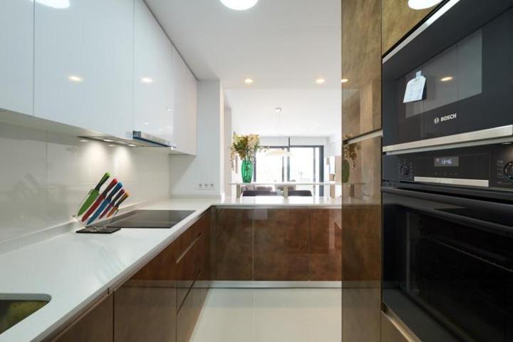 Piso en venta en Estepona photo 0