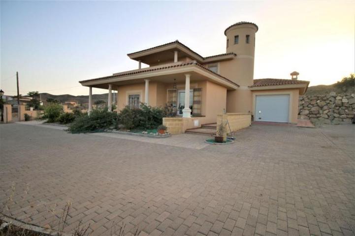 Chalet en venta en Sorbas photo 0