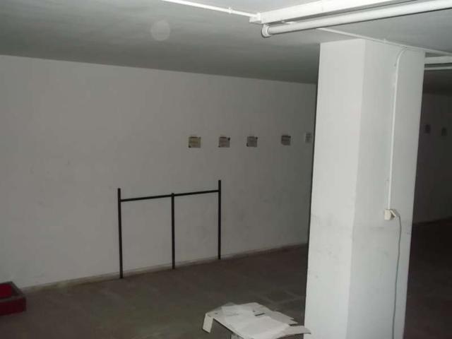 Local comercial en venta en Valencia, Campanar photo 0