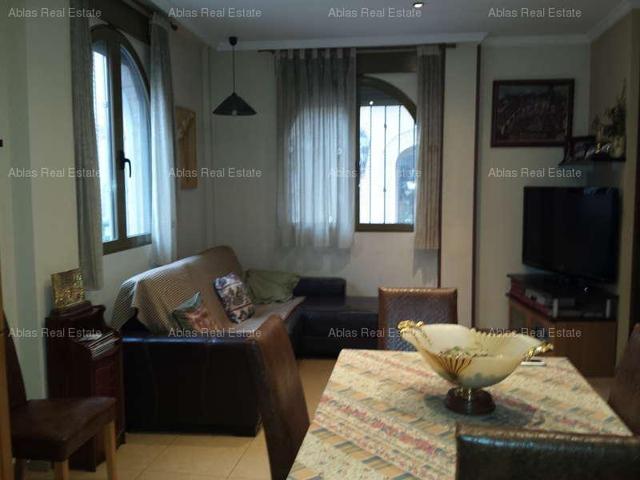 Casas de pueblo en venta en Catarroja, Centro photo 0