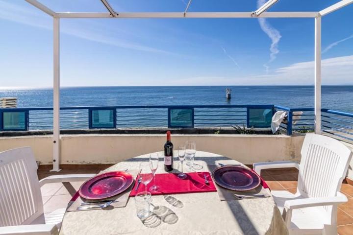 Piso en venta en Marbella photo 0