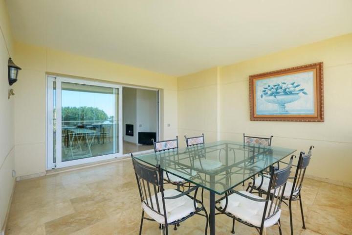 Piso en venta en Marbella photo 0