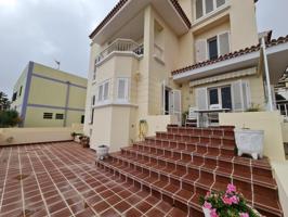 Chalet en venta en Santa Cruz de Tenerife, Sebastian castro diaz, 38009 photo 0