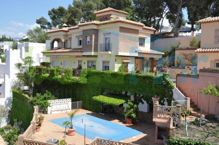 Chalet en venta en Almuñécar, Cuesta Los Pinos, 18690 photo 0