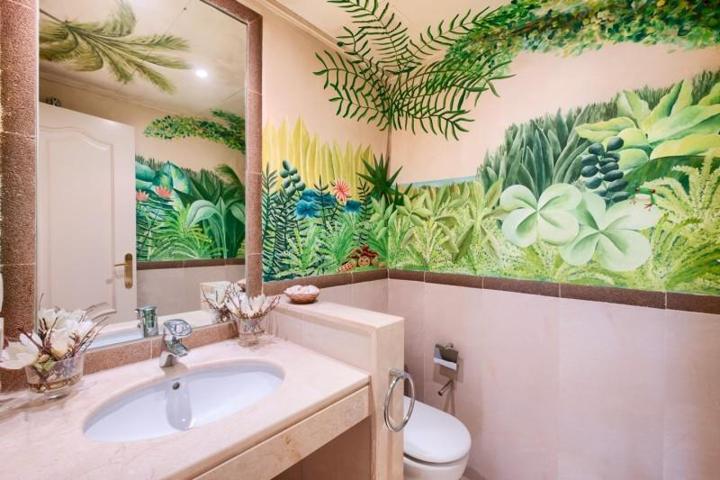 Piso en venta en Marbella photo 0