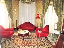 Local comercial en venta en Valdepeñas, Plaza Balbuena photo 0