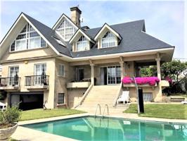 Casa en venta en Vigo, Oia photo 0