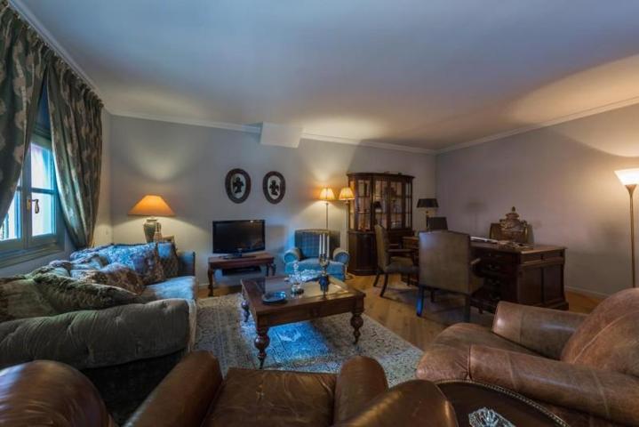 Chalet en venta en Marbella photo 0