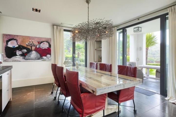 Chalet en venta en Benahavís photo 0