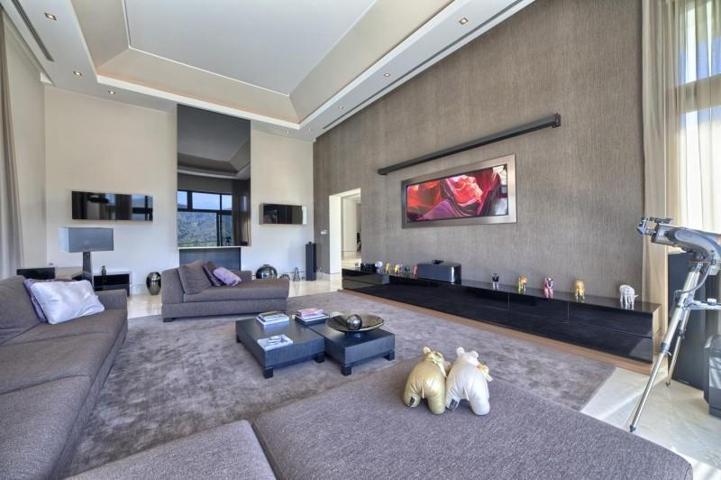 Chalet en venta en Benahavís photo 0