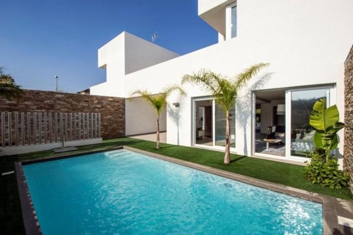 Chalet en venta en Rojales, Ciudad Quesada photo 0