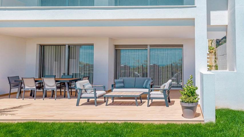 Planta baja en venta en Estepona, Cerca de puerto de estepona photo 0